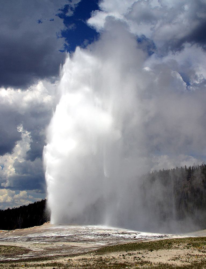 Old Faithful in Yellowstone National Park